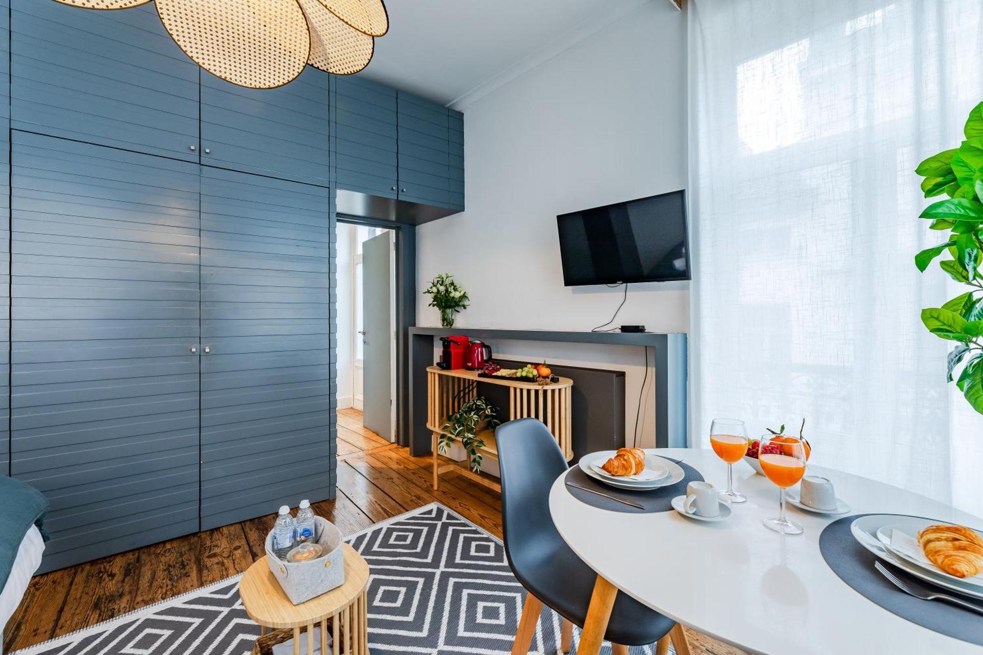 Scenic In Historic Appartement